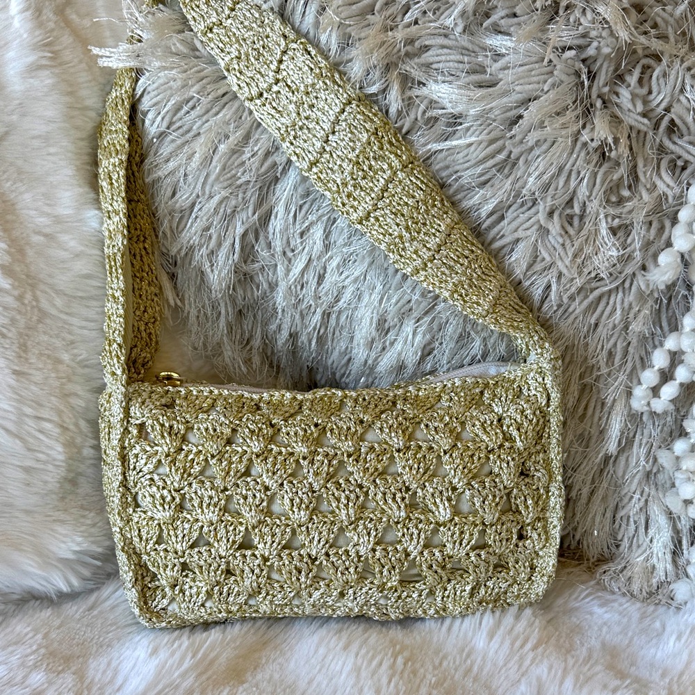 NWOT ShiraLeah Luna crochet shoulder bag